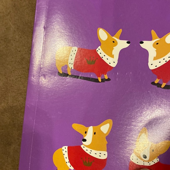 Royal Corgi Notebook From London - Picture 5 of 9